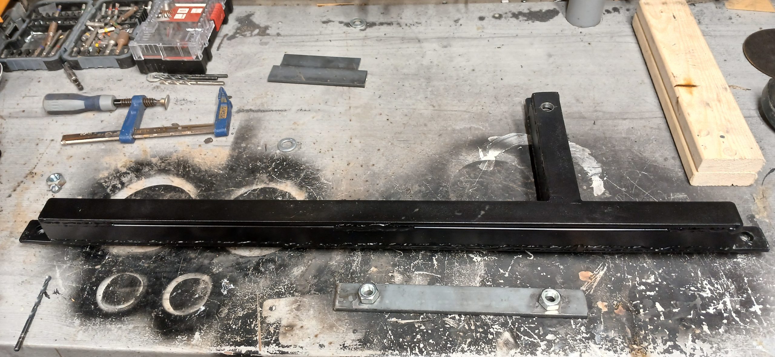 2026-02-18-20.50.30-scaled WOODY - Sièges cellule