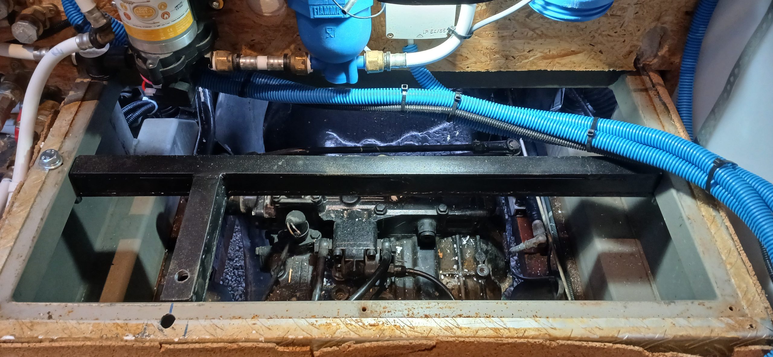 2026-02-21-09.27.26-scaled WOODY - Sièges cellule