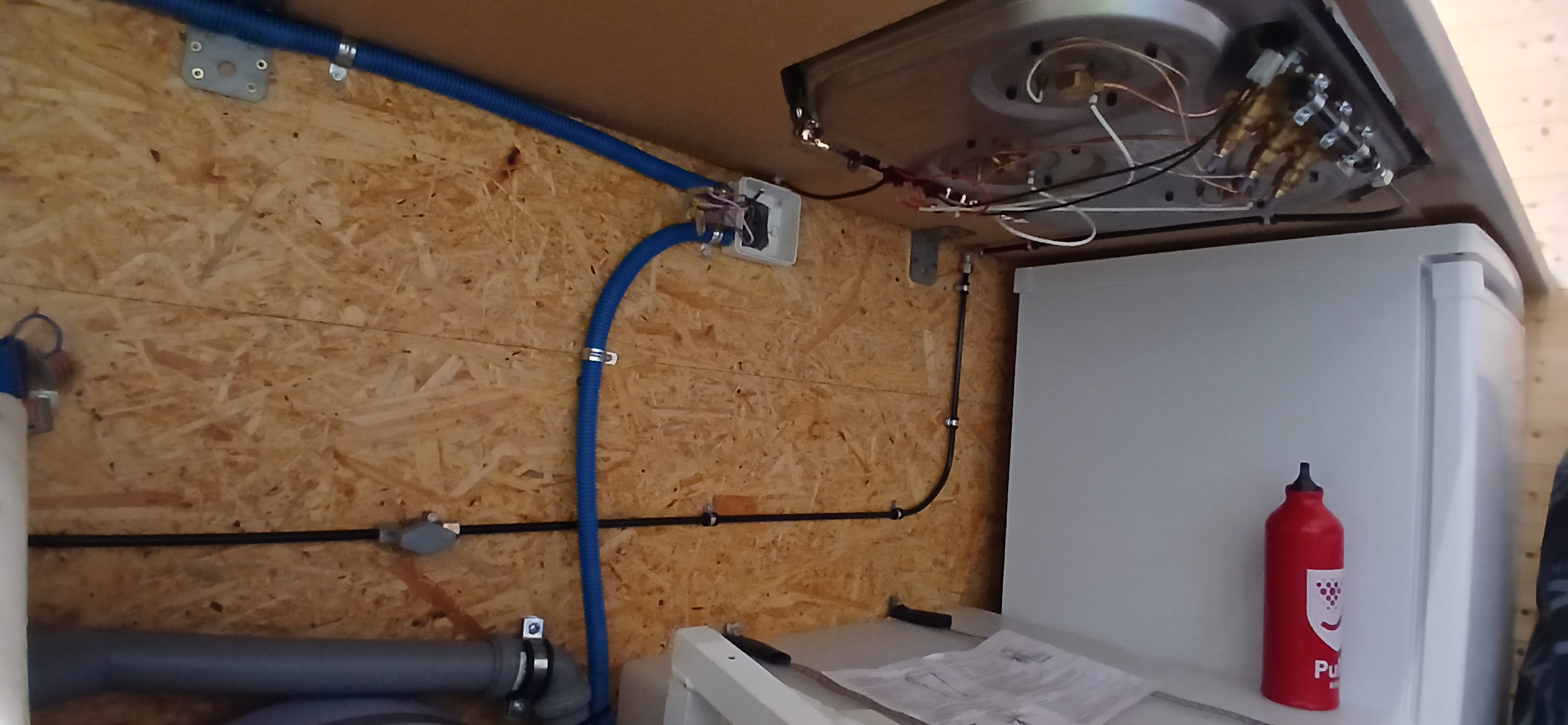 2026-02-21-11.23.40 WOODY - Coffret gaz